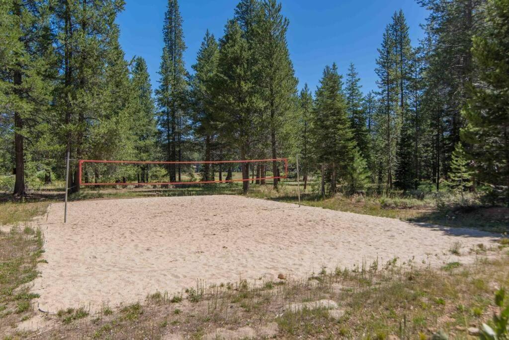 3Br Tahoe Donner Cabin With Hoa Perks Like Pools Hot-Tub Minutes To Trails Lake Golf Тракі Екстер'єр фото