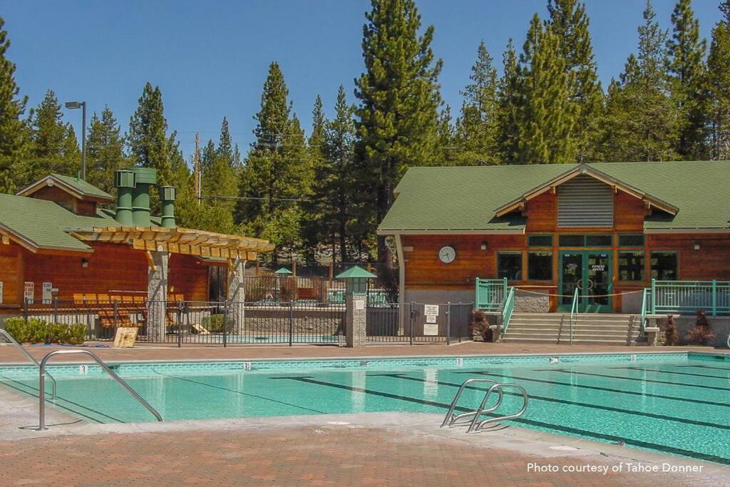 3Br Tahoe Donner Cabin With Hoa Perks Like Pools Hot-Tub Minutes To Trails Lake Golf Тракі Екстер'єр фото