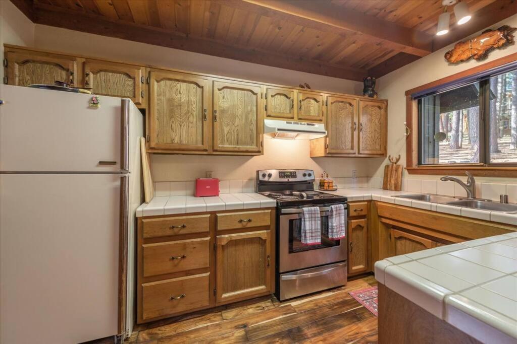3Br Tahoe Donner Cabin With Hoa Perks Like Pools Hot-Tub Minutes To Trails Lake Golf Тракі Екстер'єр фото