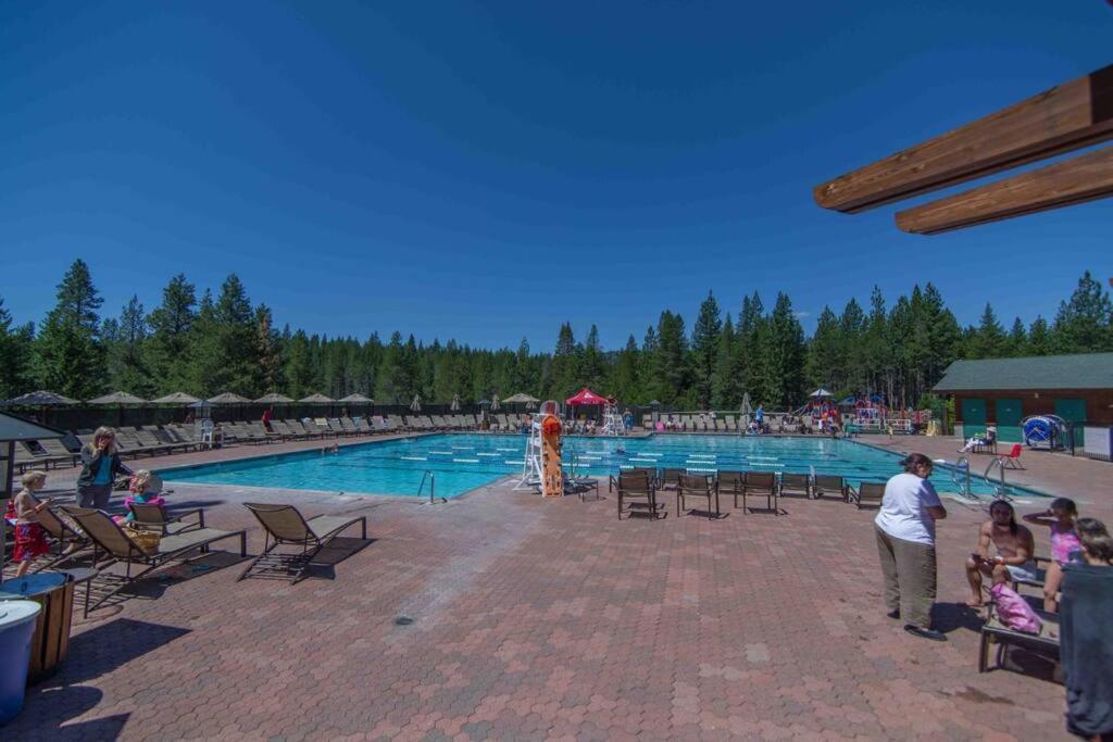 3Br Tahoe Donner Cabin With Hoa Perks Like Pools Hot-Tub Minutes To Trails Lake Golf Тракі Екстер'єр фото